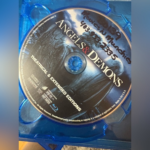 Angels & Demons Blu-ray - Picture 2 of 3